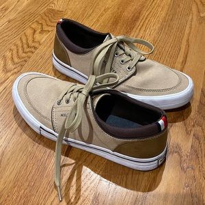 Tommy Hilfiger canvas sneakers